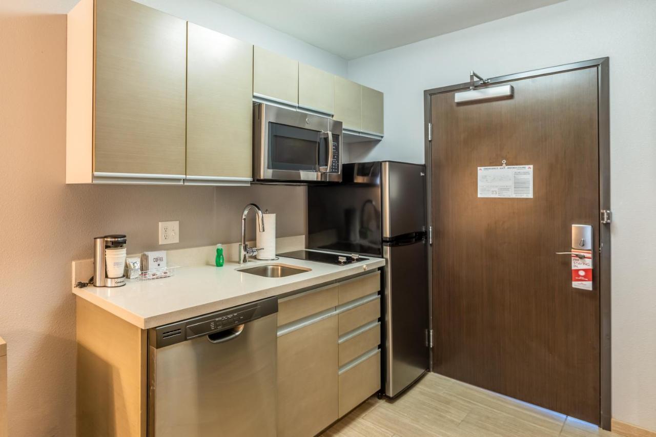 Hawthorn Extended Stay By Wyndham Loveland Bagian luar foto