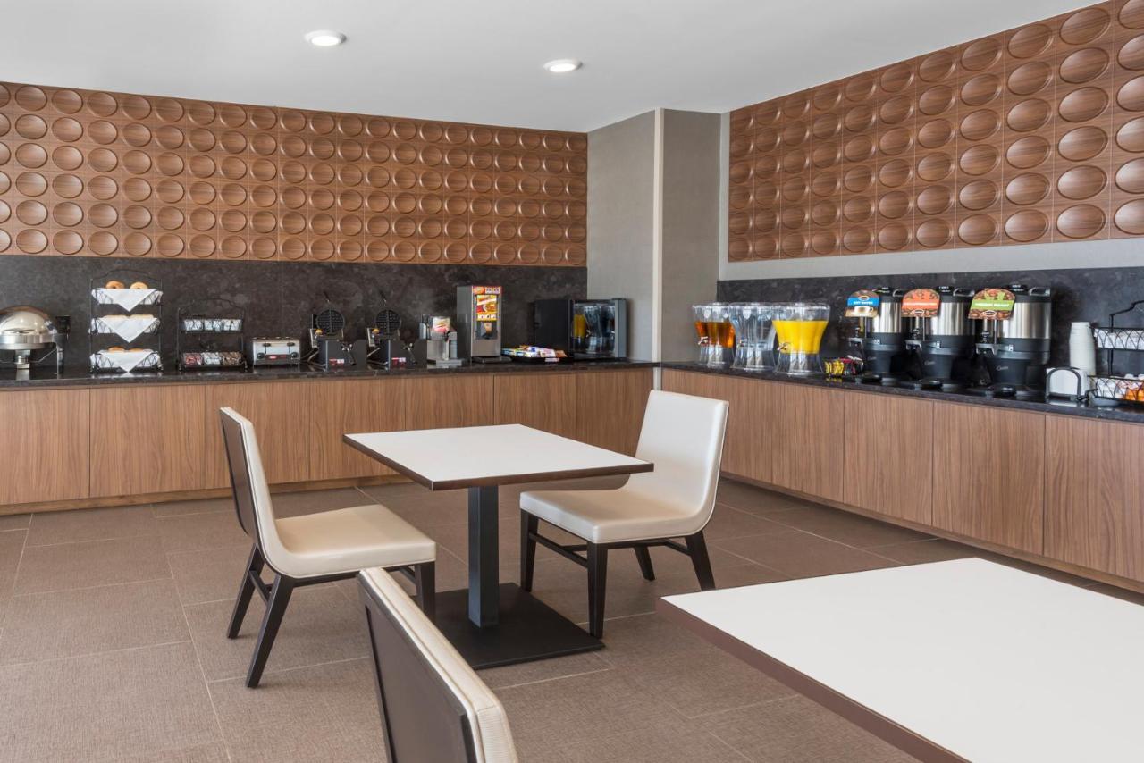 Hawthorn Extended Stay By Wyndham Loveland Bagian luar foto